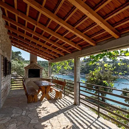 Semesterbostad Seaside Vinka *